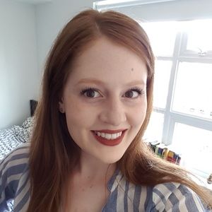 Meet your Posher, Yasmina